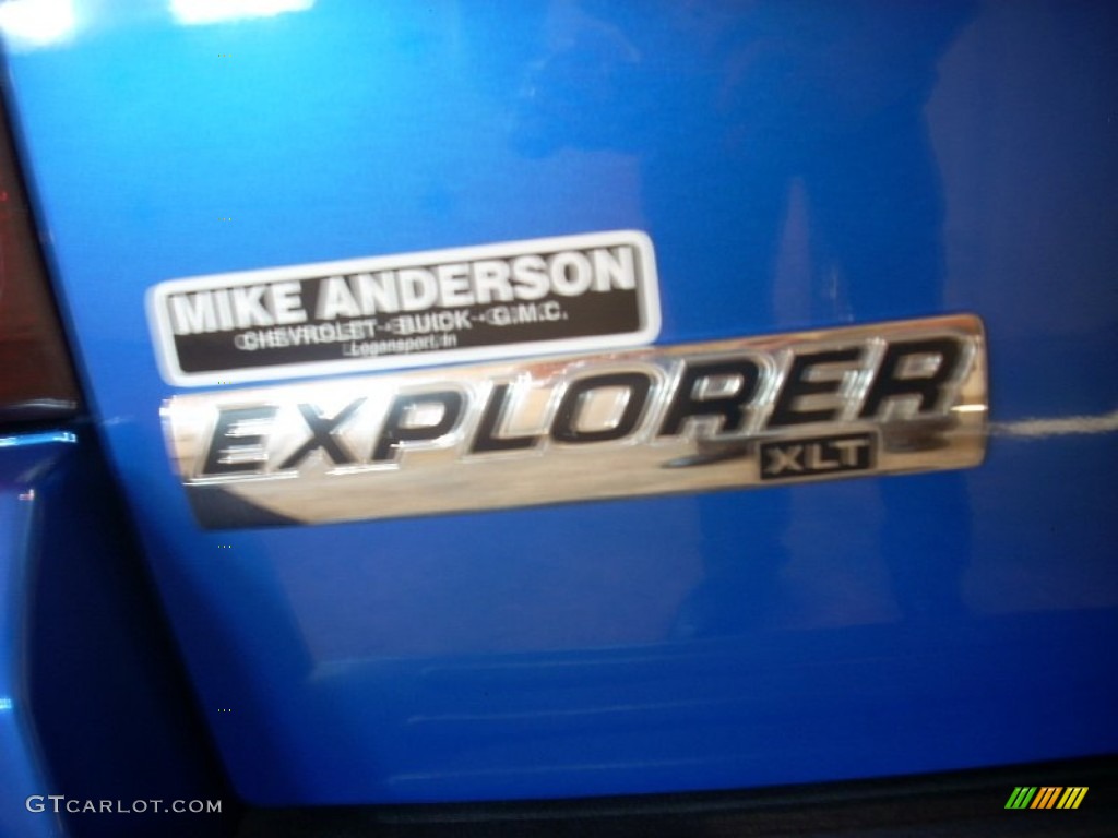 2010 Explorer XLT 4x4 - Blue Flame Metallic / Black photo #16
