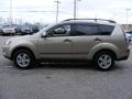 2007 Desert Sand Metallic Mitsubishi Outlander LS  photo #6