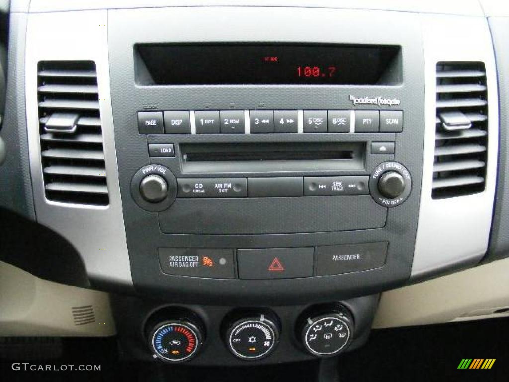 2007 Outlander LS - Desert Sand Metallic / Beige photo #18