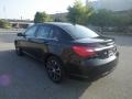 Black - 200 S Sedan Photo No. 3