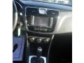 Black - 200 S Sedan Photo No. 7