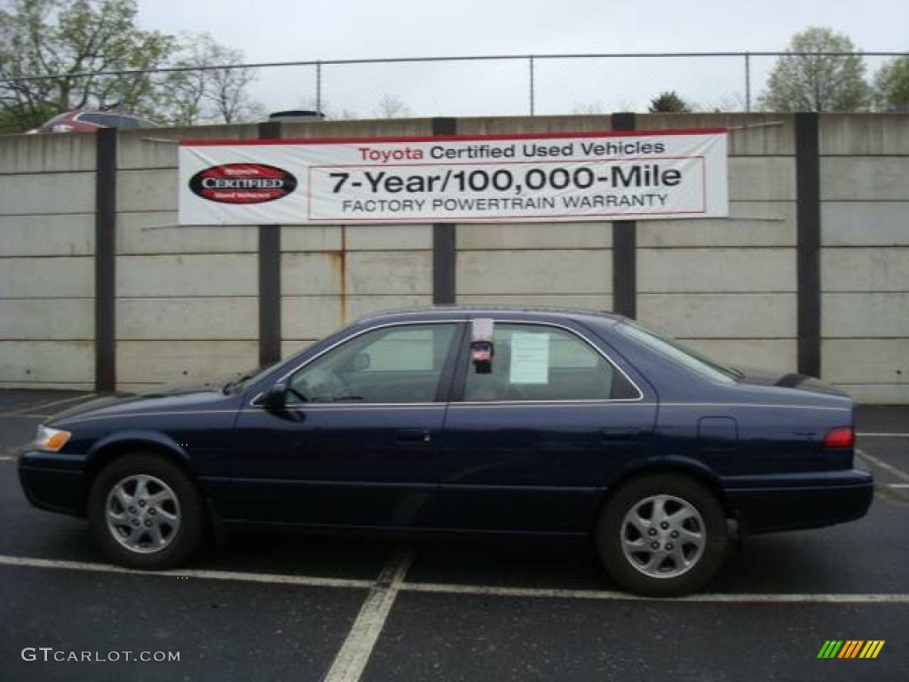 Blue Velvet Pearl Toyota Camry