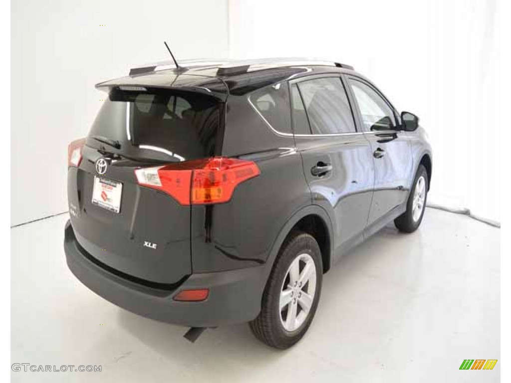2013 RAV4 XLE - Black / Black photo #38