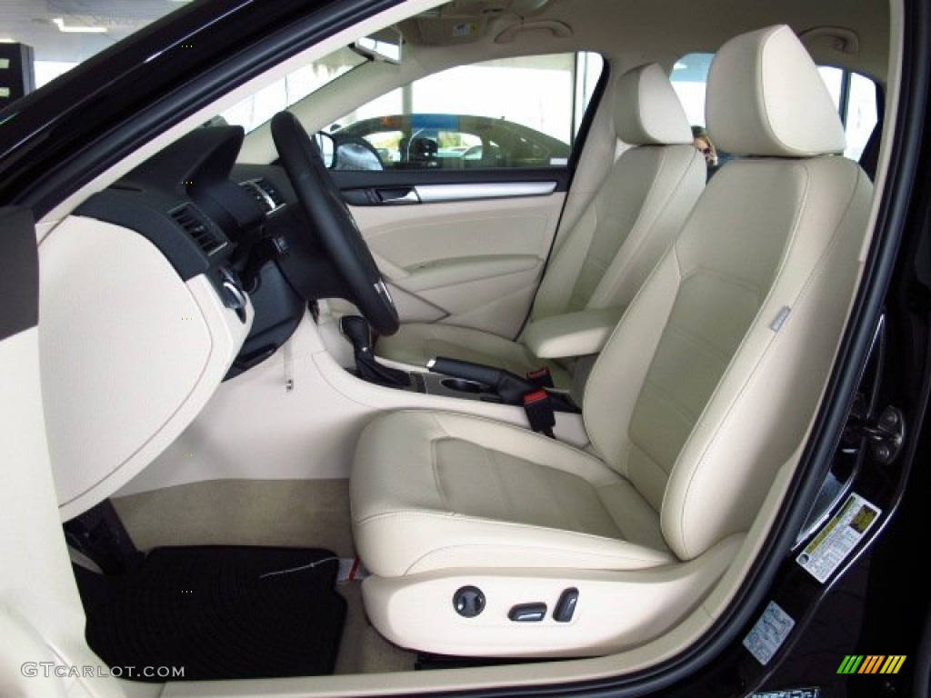 Cornsilk Beige Interior 2014 Volkswagen Passat 2.5L SE Photo #85208555