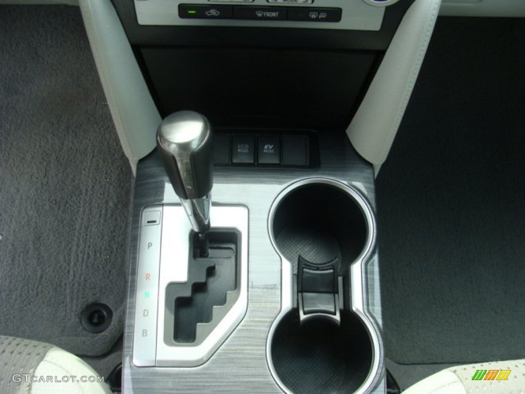 2013 Camry Hybrid XLE - Attitude Black Metallic / Light Gray photo #12