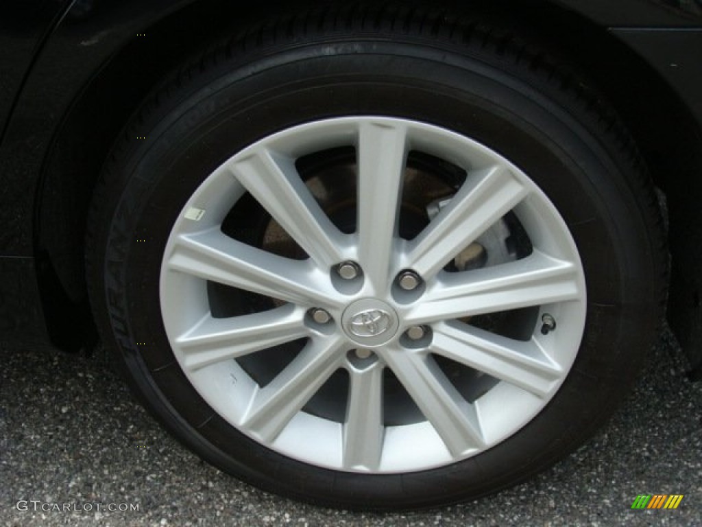 2013 Camry Hybrid XLE - Attitude Black Metallic / Light Gray photo #14