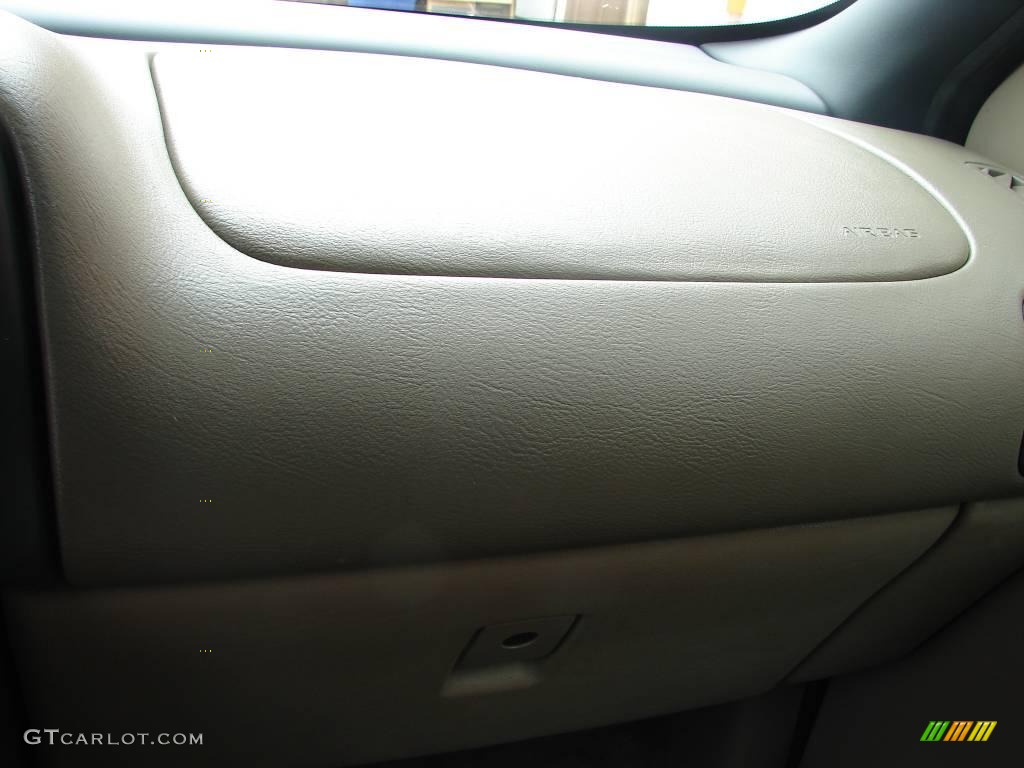 1999 Montana  - Dark Teal Metallic / Taupe photo #20