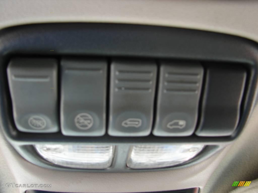 1999 Montana  - Dark Teal Metallic / Taupe photo #21