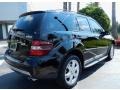 Black - ML 350 4Matic Photo No. 7