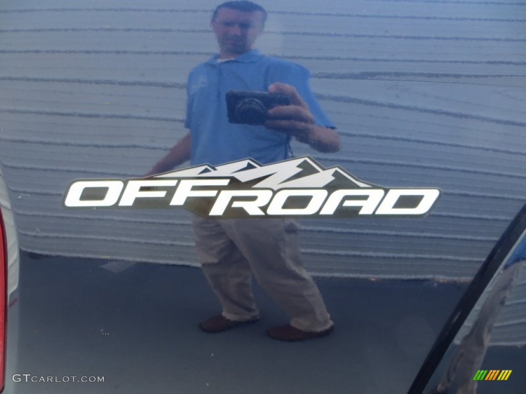 2008 Canyon SLE Crew Cab - Midnight Blue Metallic / Light Tan photo #15