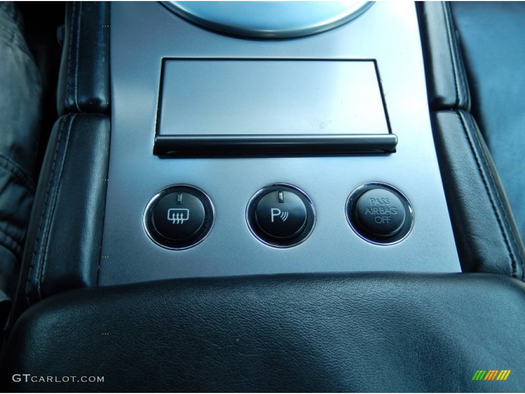 2006 Aston Martin V8 Vantage Coupe Controls Photo #85215737