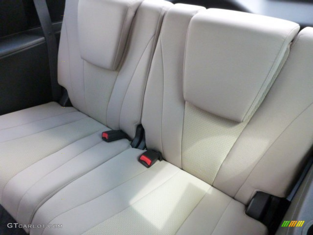 2013 MAZDA5 Sport - Crystal White Pearl / Sand photo #12