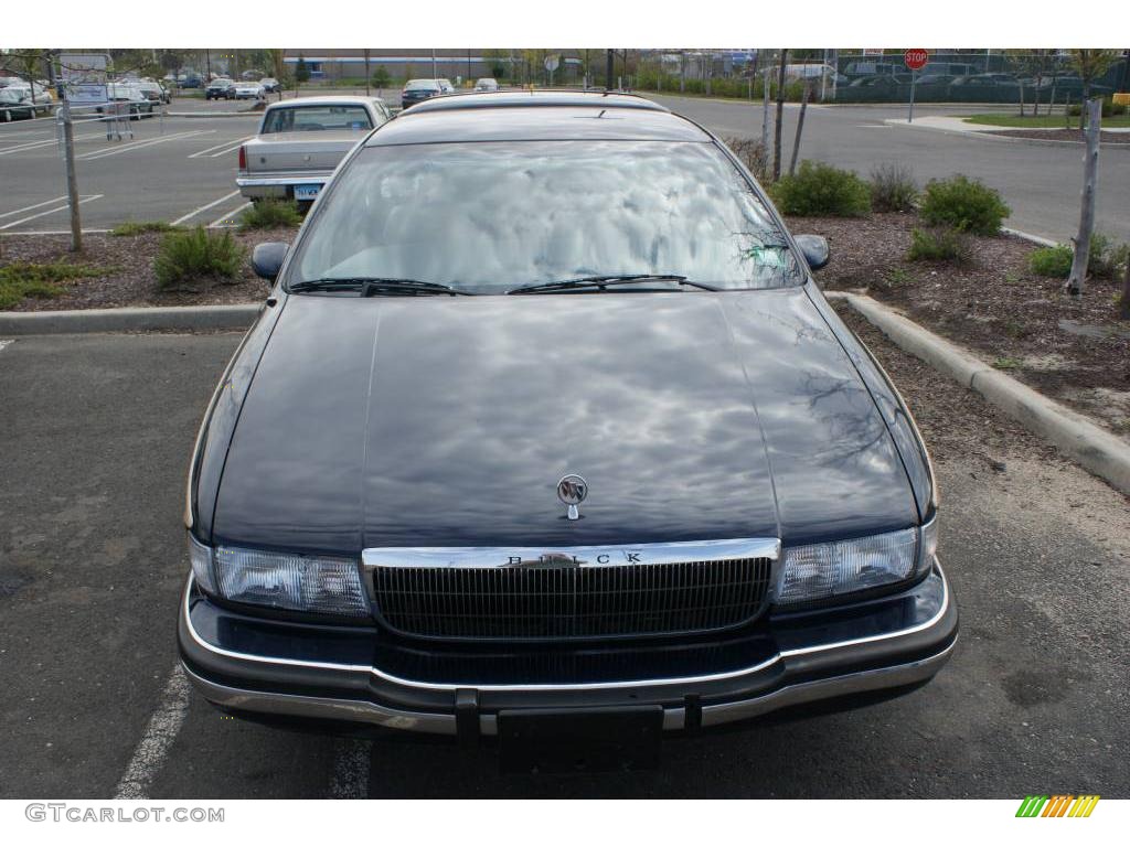 1991 Roadmaster Estate Wagon - Dark Sapphire Blue Metallic / Blue photo #2