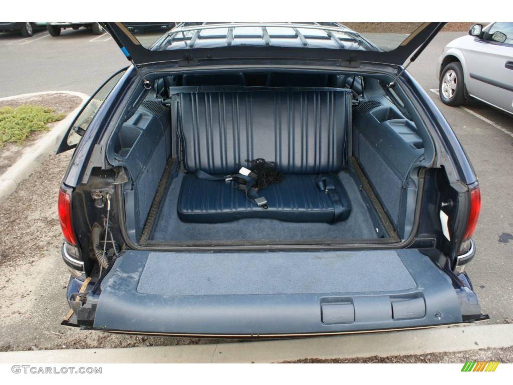 1991 Roadmaster Estate Wagon - Dark Sapphire Blue Metallic / Blue photo #10