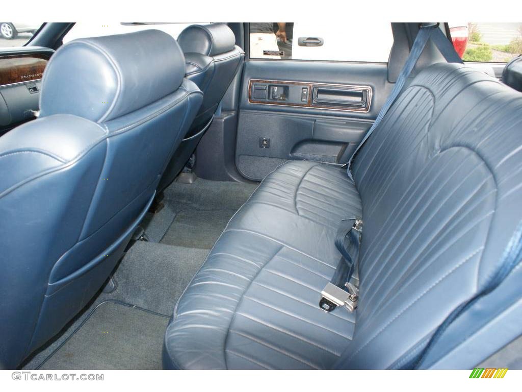 1991 Roadmaster Estate Wagon - Dark Sapphire Blue Metallic / Blue photo #13