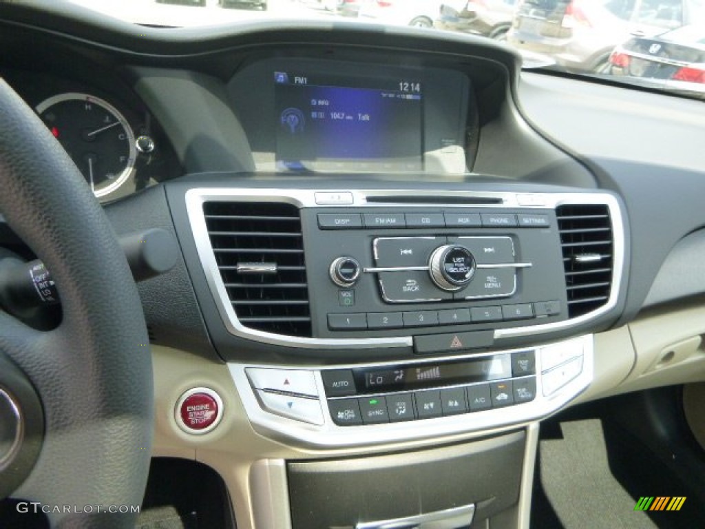 2014 Honda Accord EX Sedan Controls Photo #85218413