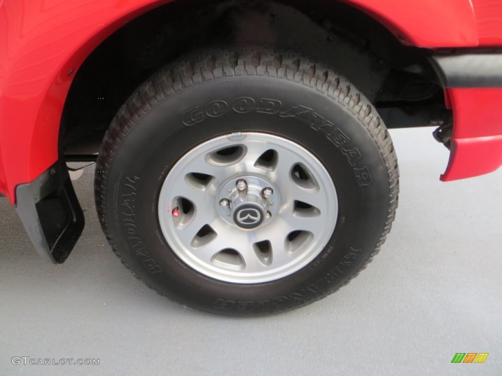 2006 B-Series Truck B3000 Dual Sport Cab Plus 4 - Volcanic Red / Graphite photo #14