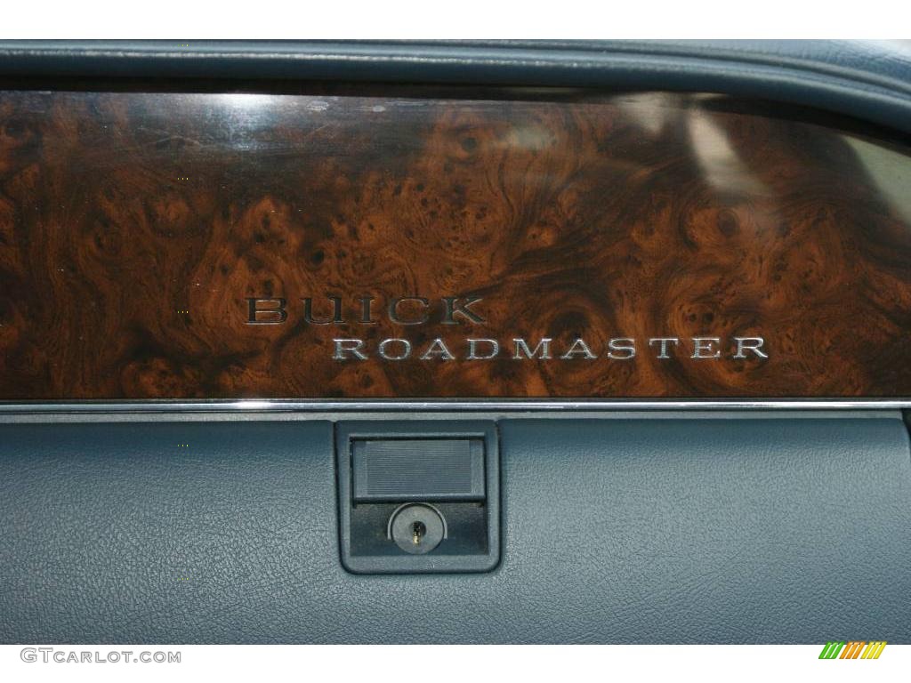 1991 Roadmaster Estate Wagon - Dark Sapphire Blue Metallic / Blue photo #21