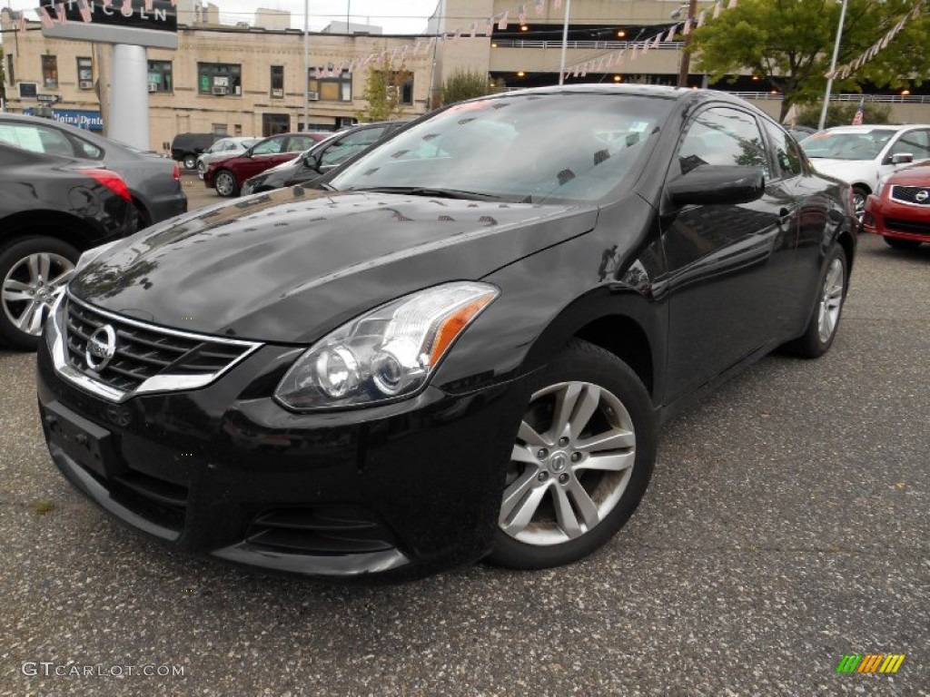 Dark Slate Nissan Altima