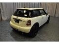 Pepper White - Cooper Hardtop Photo No. 13