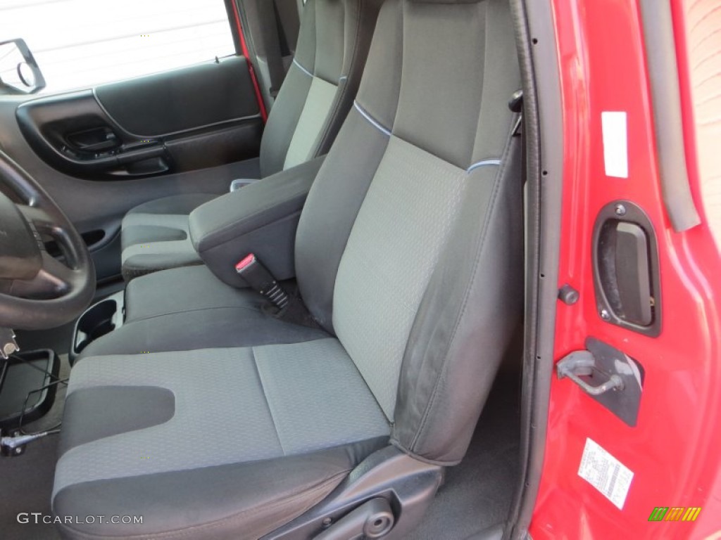 2006 B-Series Truck B3000 Dual Sport Cab Plus 4 - Volcanic Red / Graphite photo #31