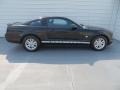 Black - Mustang V6 Coupe Photo No. 3