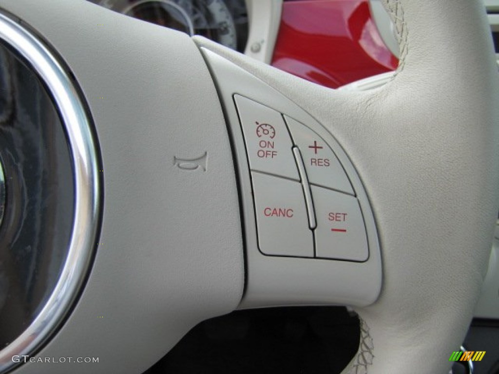 2012 Fiat 500 Lounge Controls Photo #85222541