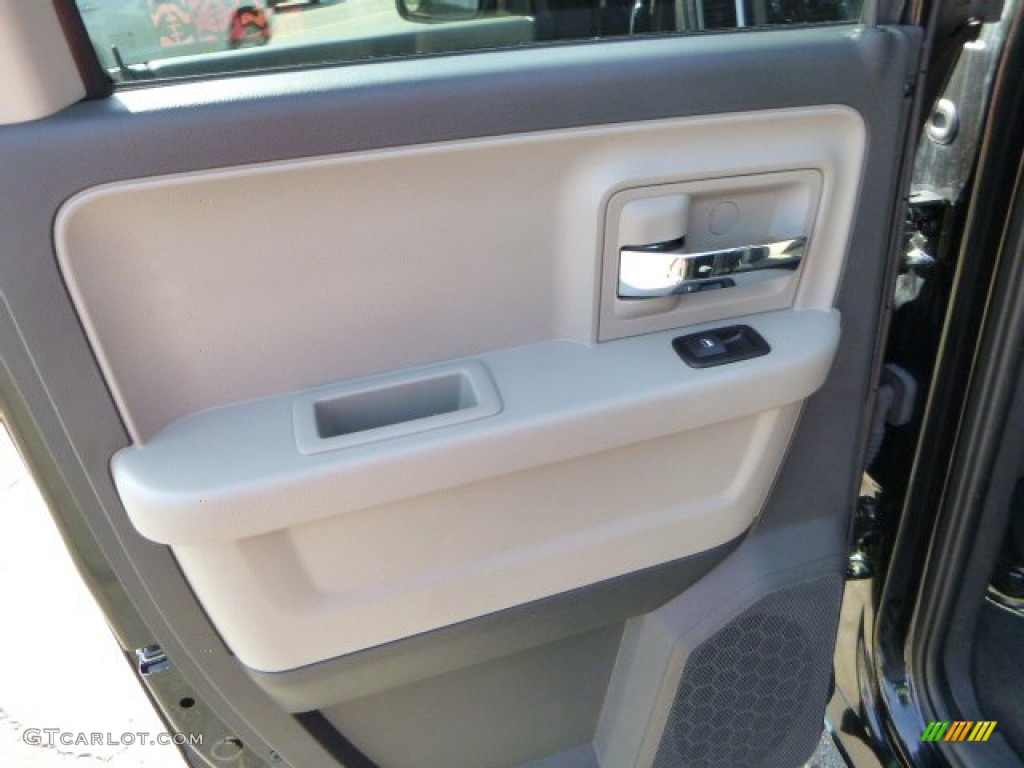 2011 Ram 1500 SLT Quad Cab 4x4 - Brilliant Black Crystal Pearl / Dark Slate Gray/Medium Graystone photo #14