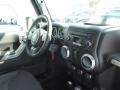 Black - Wrangler Rubicon 4x4 Photo No. 2