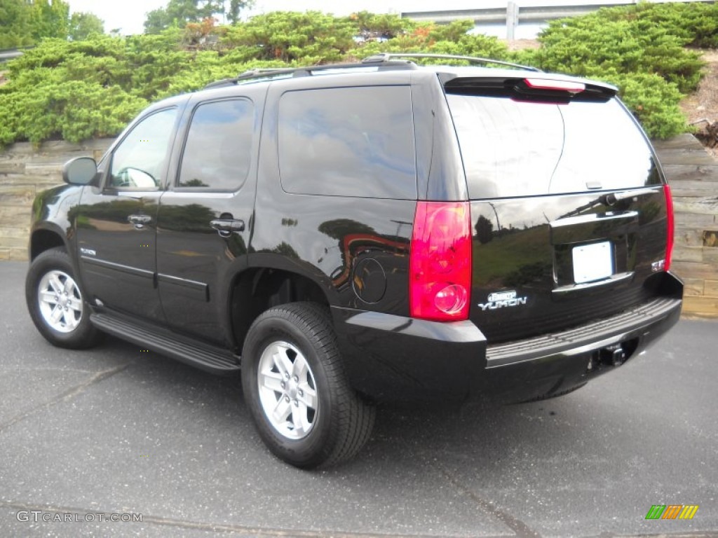 2013 Yukon SLE - Onyx Black / Ebony photo #3