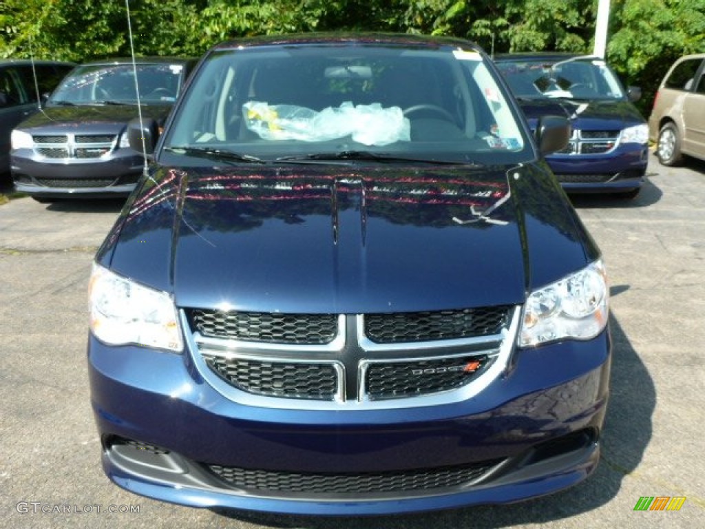 2014 Grand Caravan SE - True Blue Pearl / Black/Light Graystone photo #10