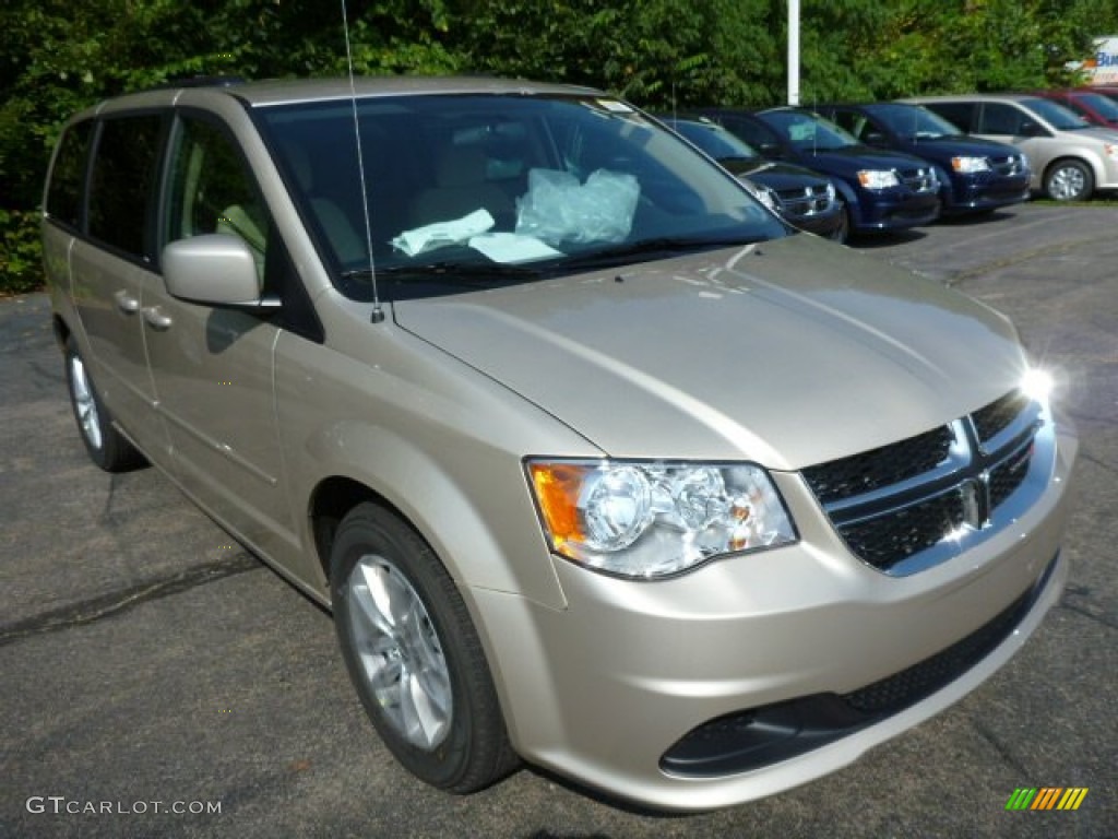 Cashmere Pearl 2014 Dodge Grand Caravan SXT Exterior Photo #85226318
