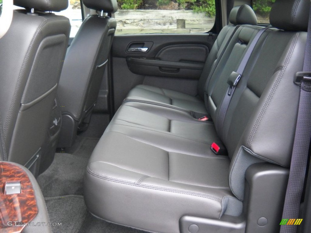 2014 GMC Sierra 3500HD Denali Crew Cab 4x4 Dually Rear Seat Photo #85226798
