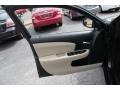 Black - 200 Limited Sedan Photo No. 17