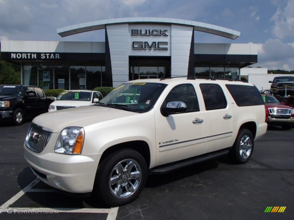 2009 Yukon XL SLT 4x4 - White Diamond Tricoat / Light Tan photo #1