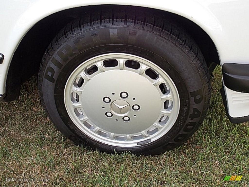 1989 Mercedes-Benz SL Class 560 SL Roadster Wheel Photo #85231784