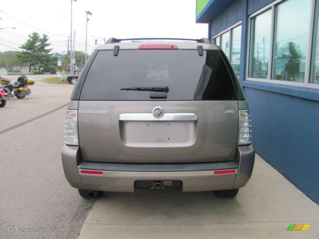 2006 Mountaineer Luxury AWD - Mineral Grey Metallic / Camel photo #5