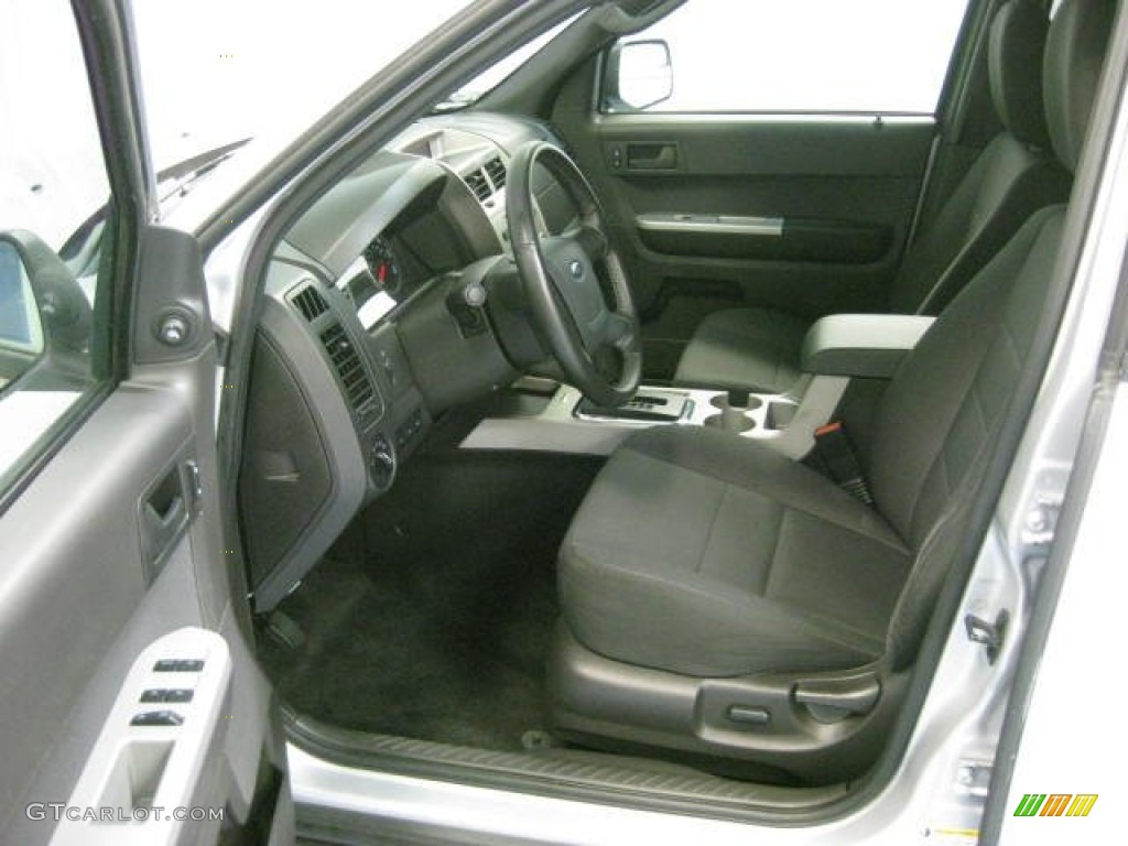 2012 Escape XLT V6 4WD - Ingot Silver Metallic / Charcoal Black photo #7