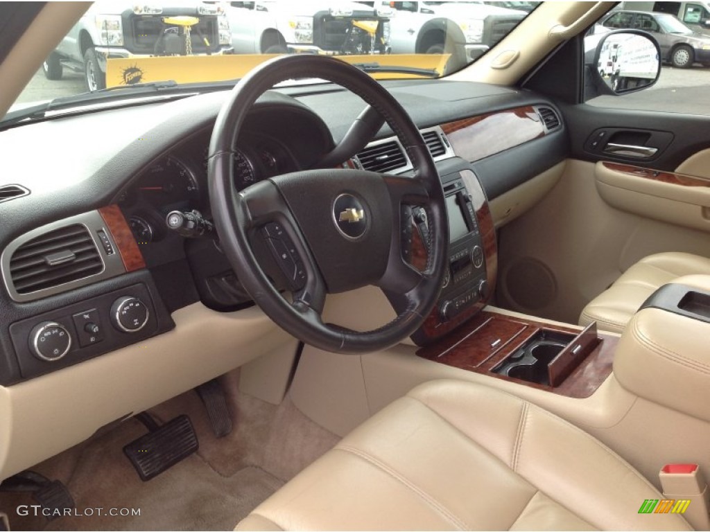 2007 Tahoe LTZ 4x4 - Summit White / Light Cashmere/Ebony photo #11