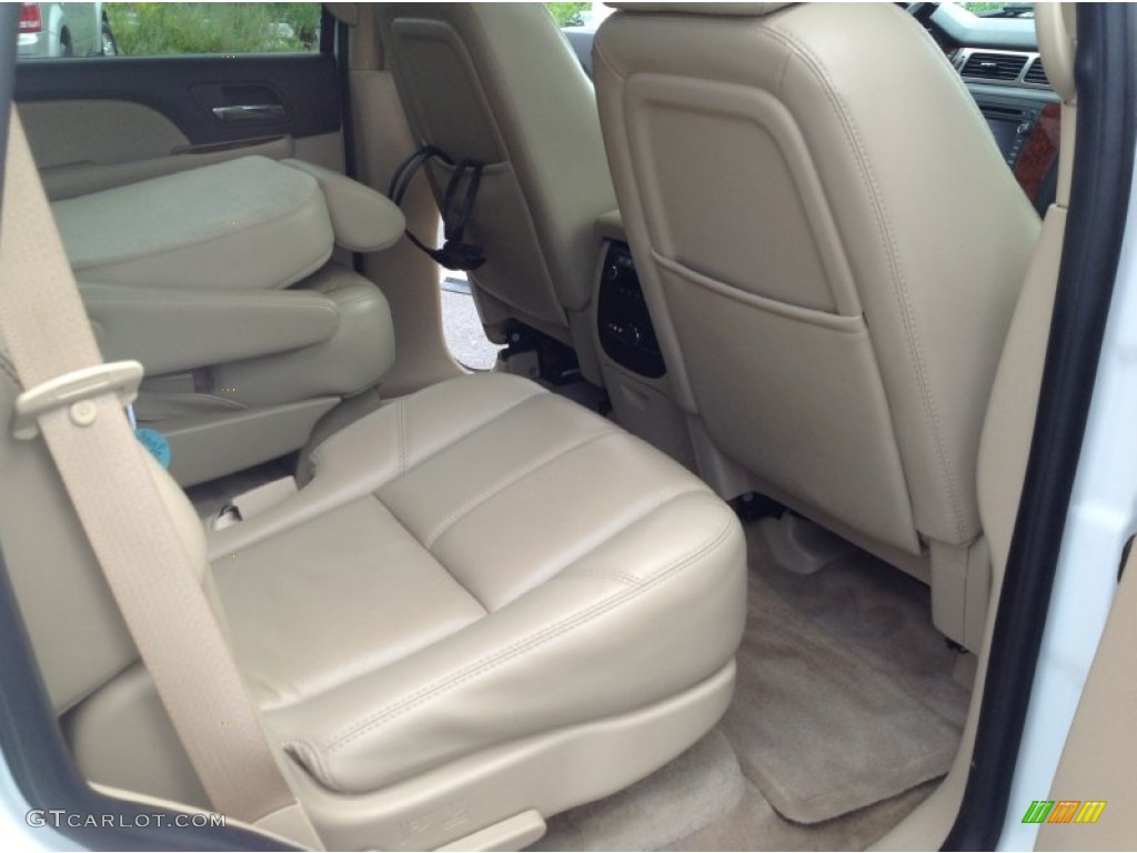 2007 Tahoe LTZ 4x4 - Summit White / Light Cashmere/Ebony photo #21