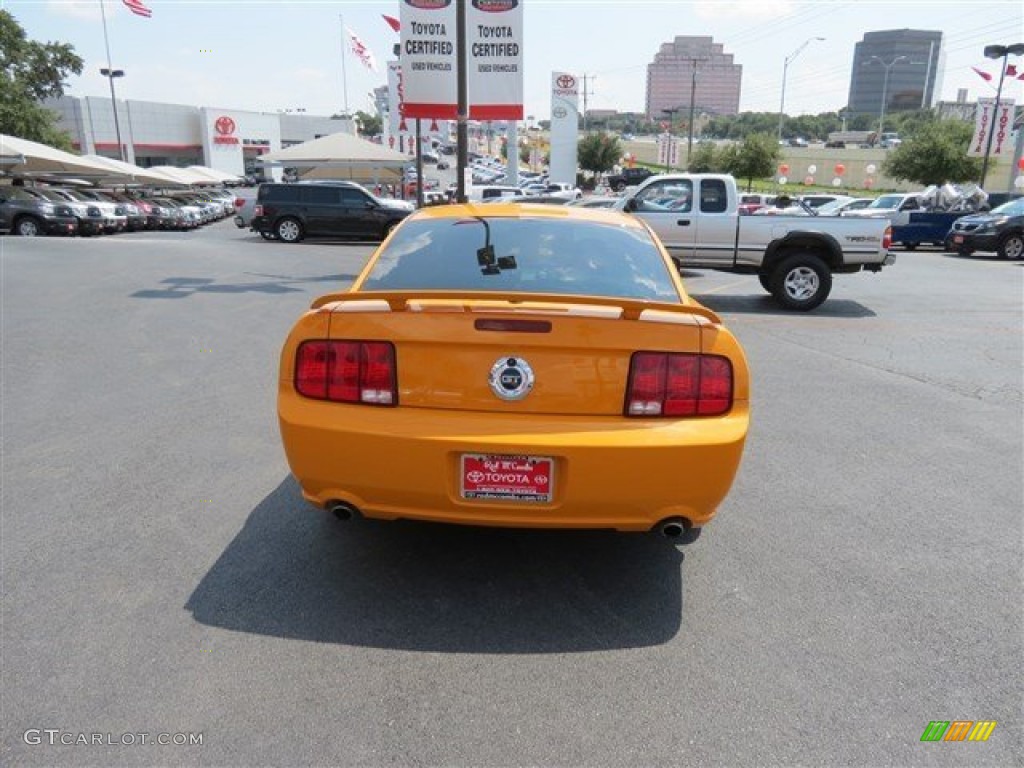 2008 Mustang GT Premium Coupe - Grabber Orange / Dark Charcoal photo #6