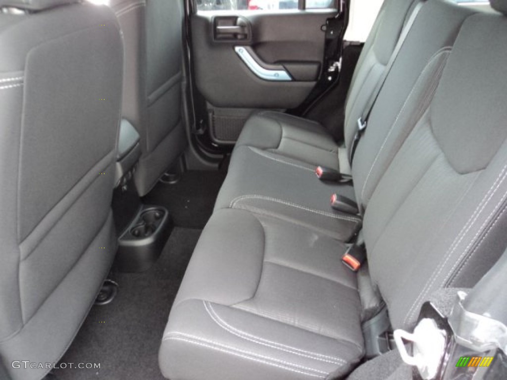 2014 Jeep Wrangler Unlimited Sahara 4x4 Rear Seat Photo #85237256