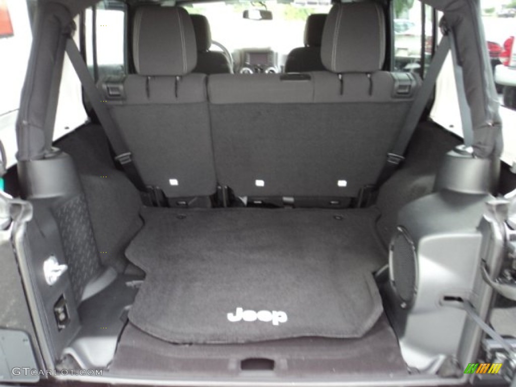 2014 Jeep Wrangler Unlimited Sahara 4x4 Trunk Photo #85237280