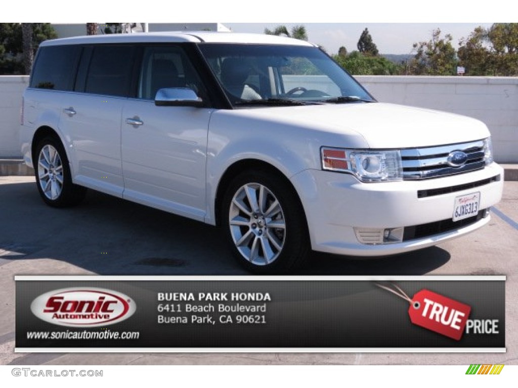 White Platinum Tri-Coat Metallic Ford Flex