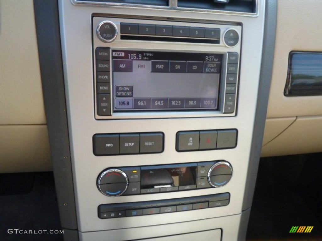 2008 MKX AWD - Black Clearcoat / Light Camel photo #19