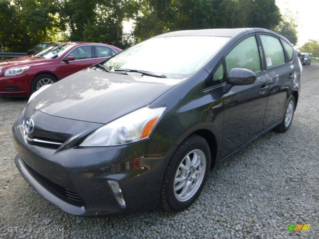 2013 Prius v Three Hybrid - Magnetic Gray Metallic / Misty Gray photo #7