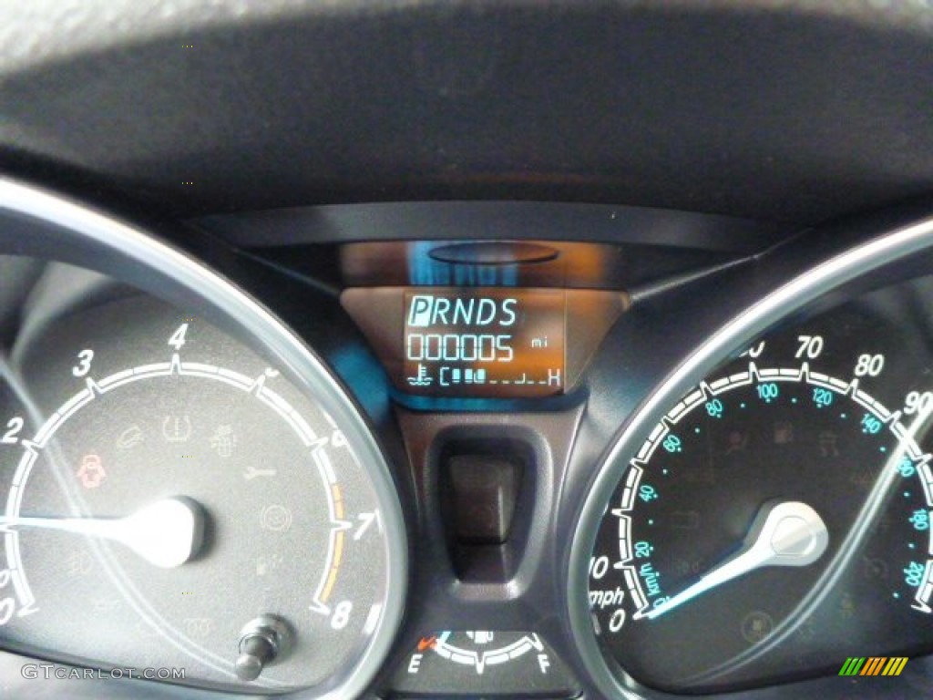 2014 Fiesta SE Sedan - Performance Blue / Charcoal Black photo #14