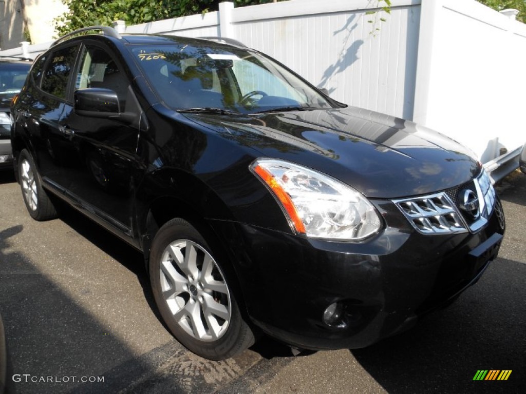 2011 Rogue SL AWD - Wicked Black / Black photo #1