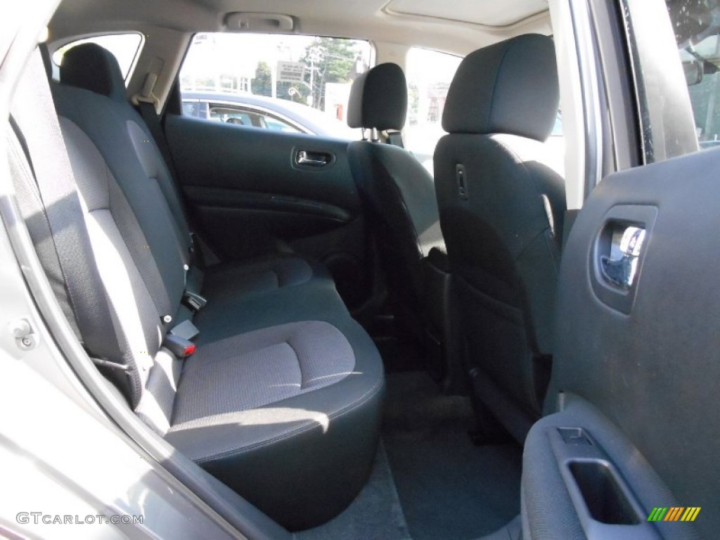 2011 Rogue SV AWD - Platinum Graphite / Black photo #20
