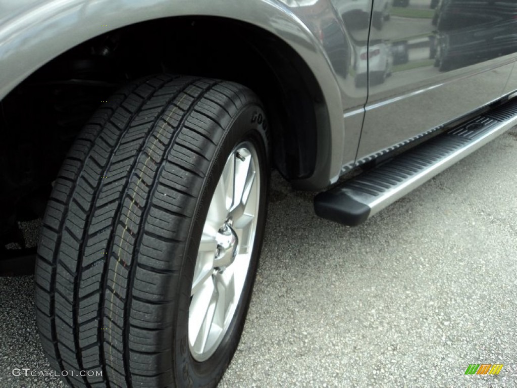 2011 F150 Lariat SuperCrew - Sterling Grey Metallic / Black photo #32